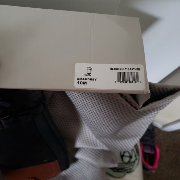 Marc Fischer Riding Boots - Picture 2 of 9